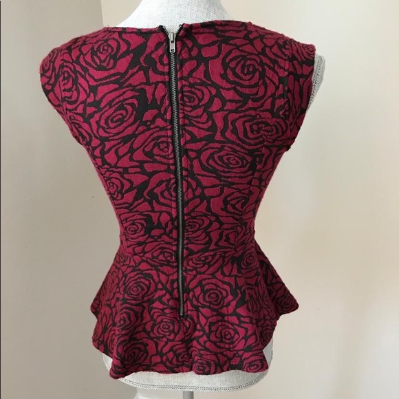 Forever 21 Peplum Top - Picture 2 of 4